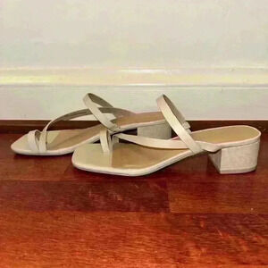 Splendid Strappy Toe Ring Sandal, Block Heel 2”, with Linen pattern, square toe